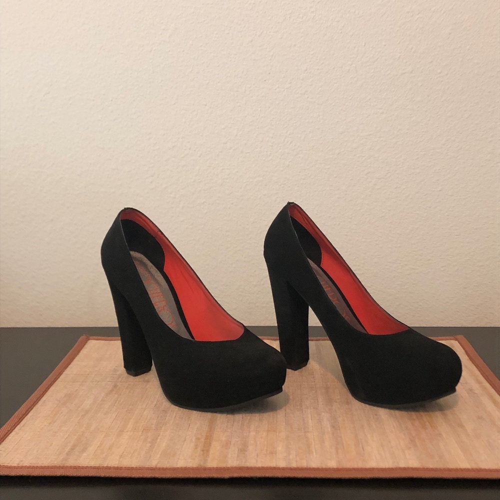 Elegant Black Stilettos